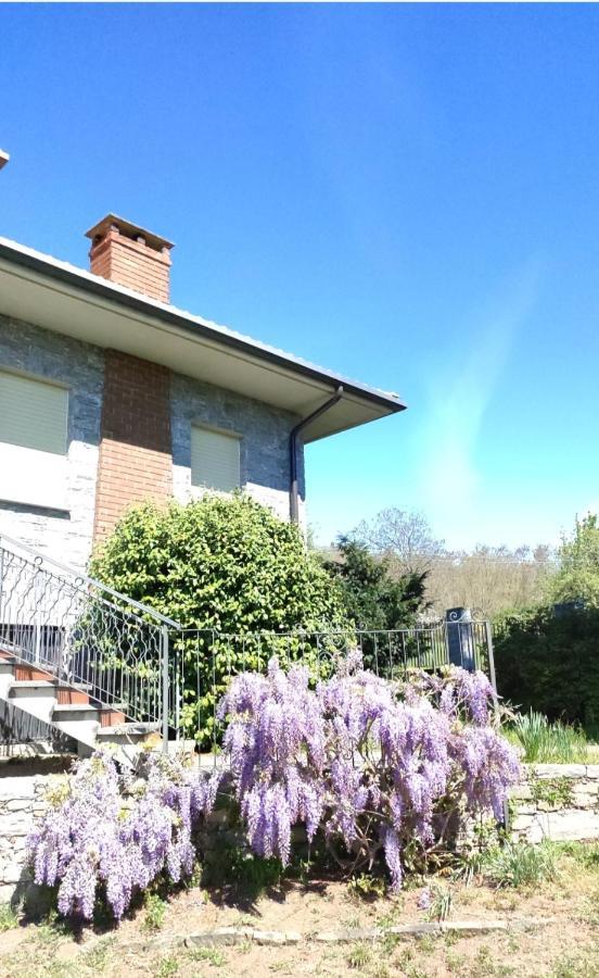 Ferienwohnung Casale Cadeloro Nebbiuno Exterior foto