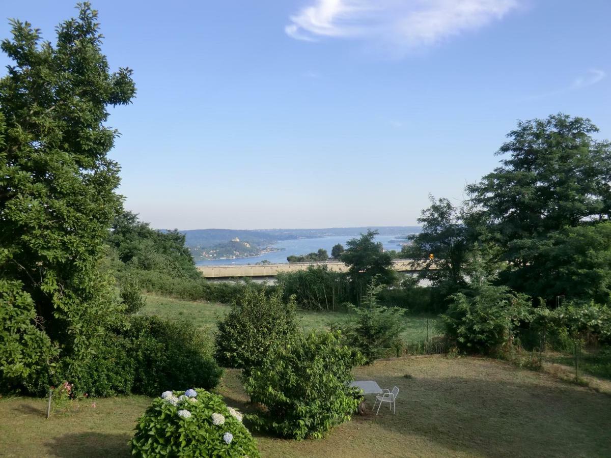 Ferienwohnung Casale Cadeloro Nebbiuno Exterior foto